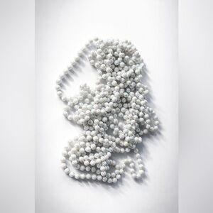 Elegant White Pearl decoration